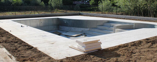 trouver-un-constructeur-de-piscine-a-mont-de-marsan
