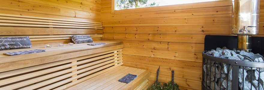 Profiter d&rsquo;un bain nordique chez soi en installant un SPA en bois